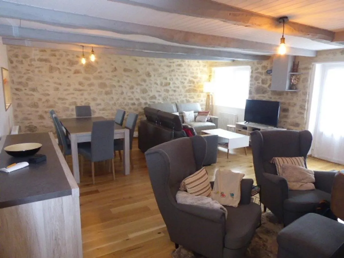 Maison Avec Piscine Chauffee, Jardin, Wifi, Proche Plages Et Commodites A Erdeven - Fr-1-397-53 0*,  France